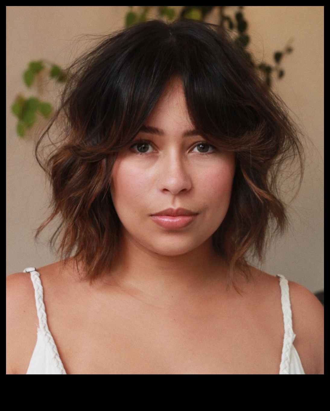 Koķets un jautrs turpinājums: īsas frizūras rotaļīgai noskaņai