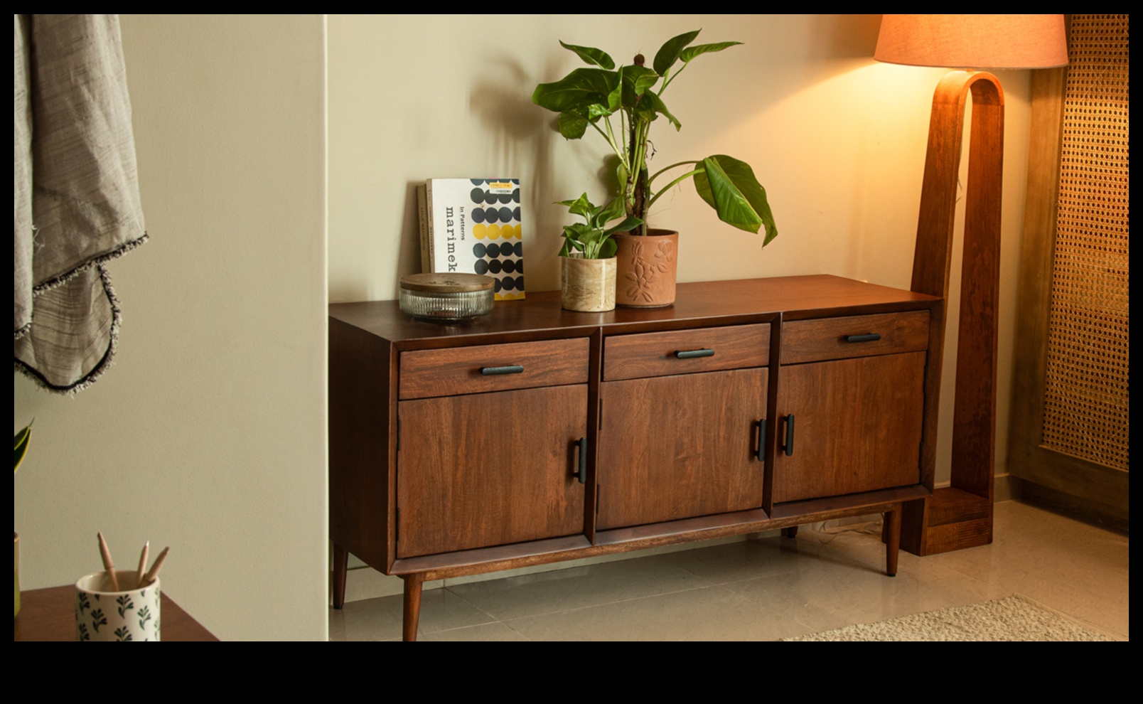 Vintage mēbeļu atradumi mūžīgai pievilcībai