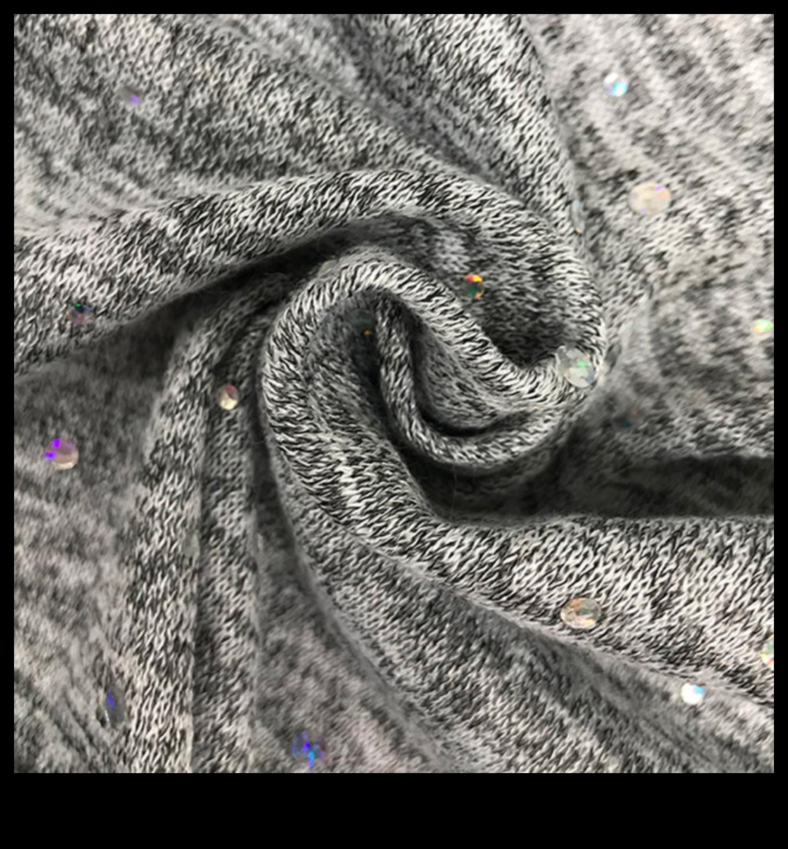 Izgreznotu tekstilizstrādājumu izgatavošanas paņēmieni: auduma mirdzuma piešķiršana