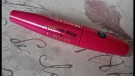 DIY skropstu tušu revolūcija: atbrīvojiet savu radošumu grima veidošanā